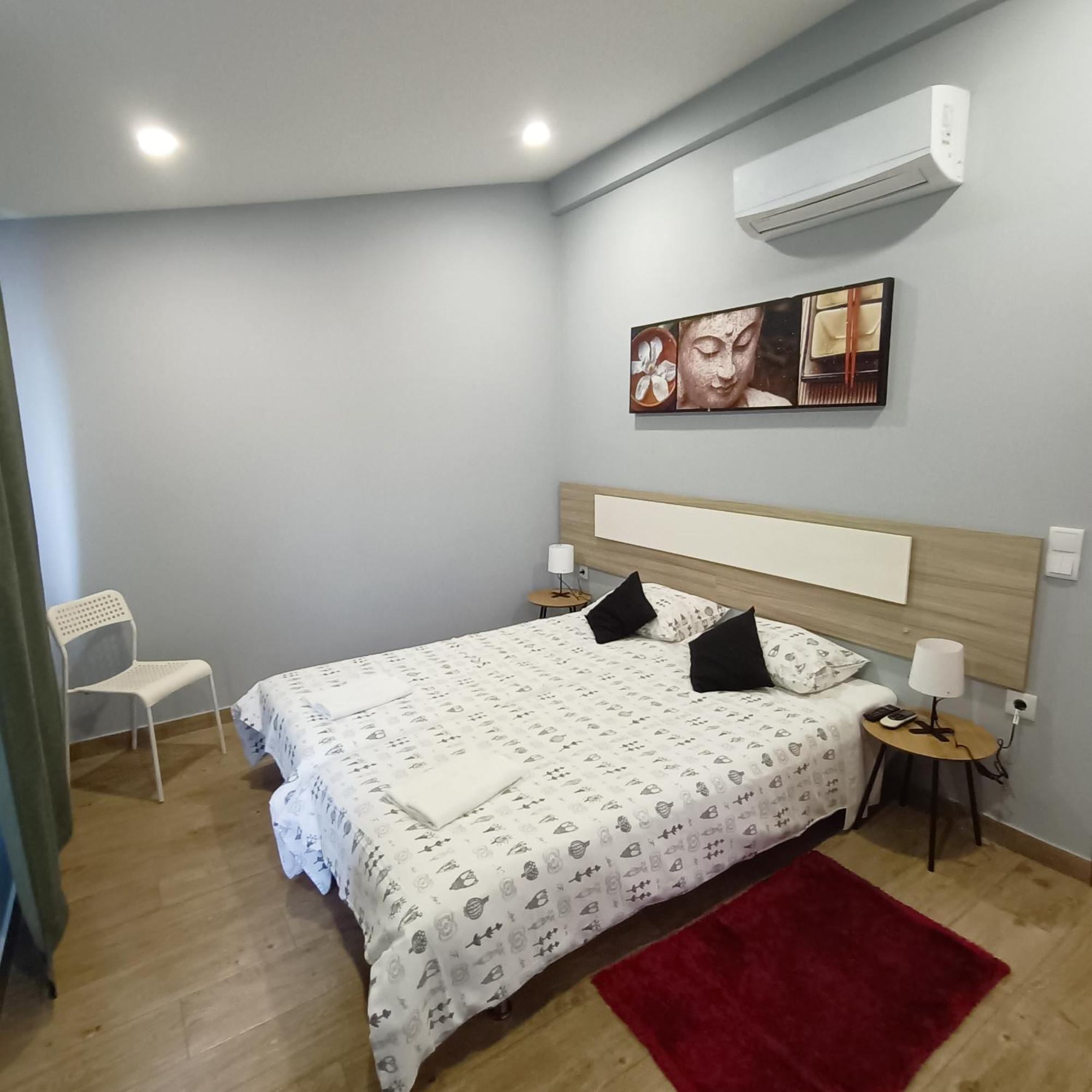 Good Vibes - Lagos Guesthouse Esterno foto